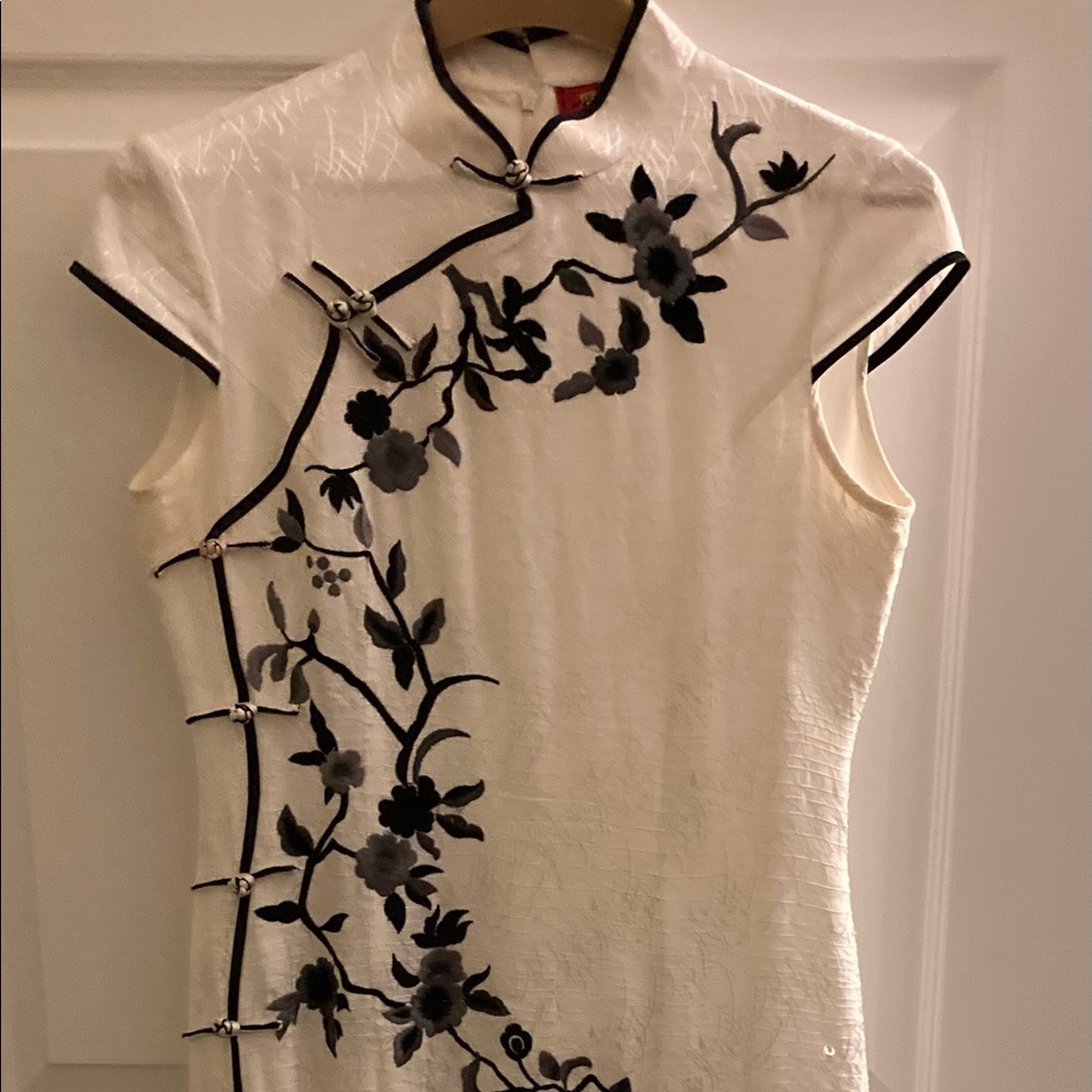 Authentic, Chinese dress.
